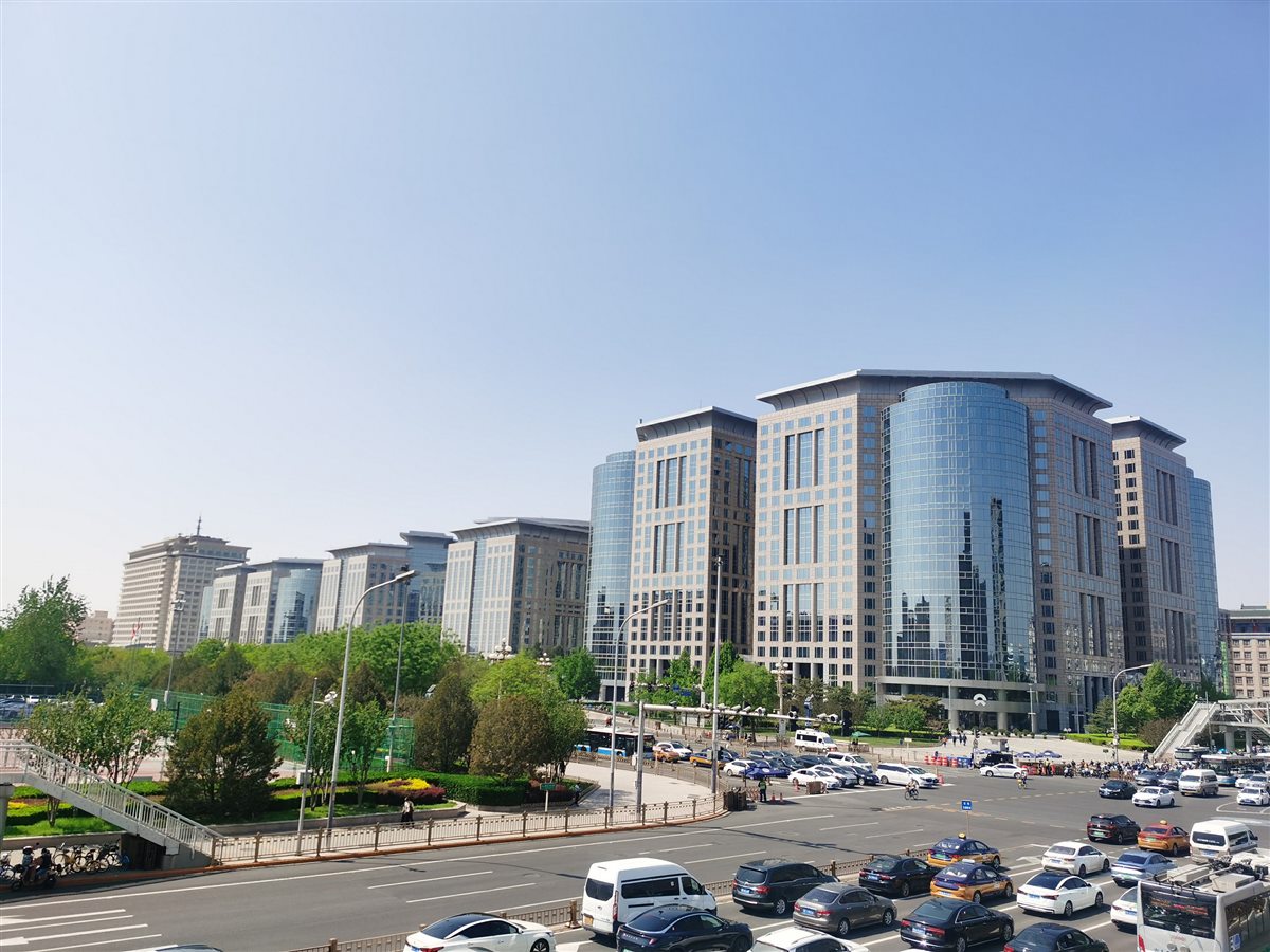 东方广场沿街建筑与城市界面实景